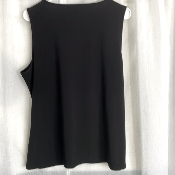 White House Black Market Sleeveless black  keyhole neck top NWT size XL - Picture 2 of 5